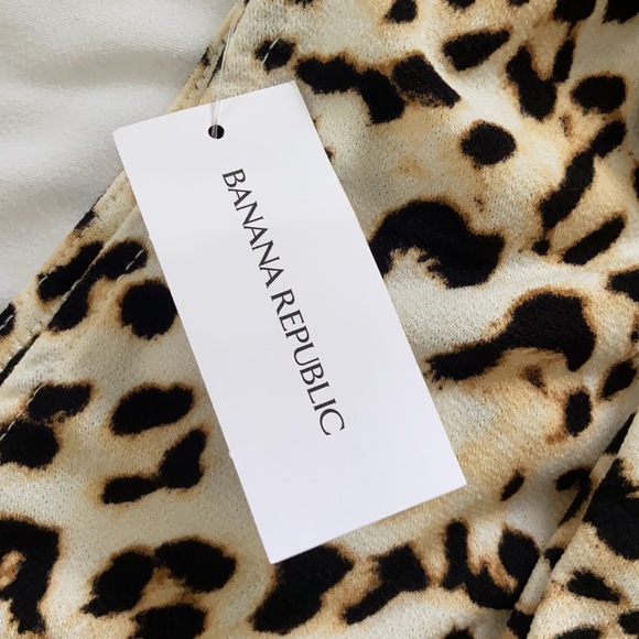 Brand New Banana Republic blouse - Picture 4 of 4